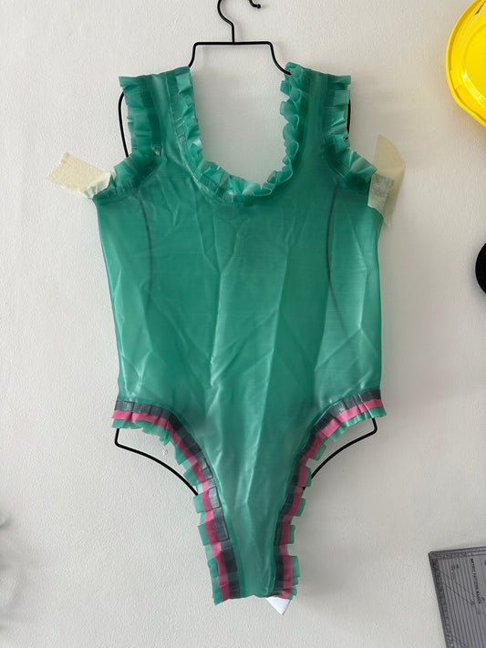 Frilly body translucent turquoise & translucent barbie pink